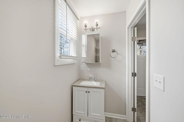 625 Rawlings St, Louisville, KY 40217