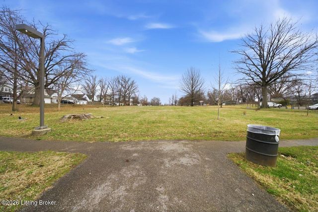 625 Rawlings St, Louisville, KY 40217