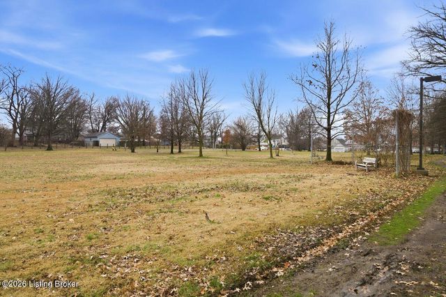 625 Rawlings St, Louisville, KY 40217