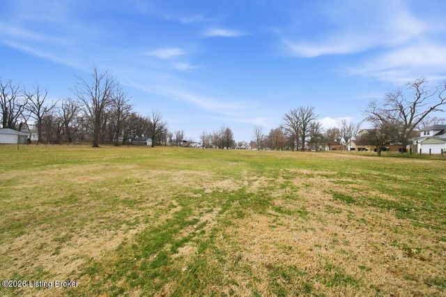 625 Rawlings St, Louisville, KY 40217