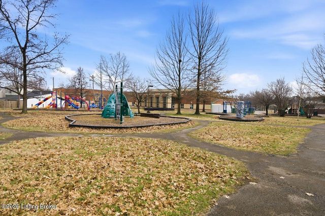 625 Rawlings St, Louisville, KY 40217