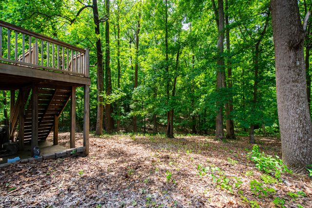 3222 Rolling Oak Blvd, Louisville, KY 40214