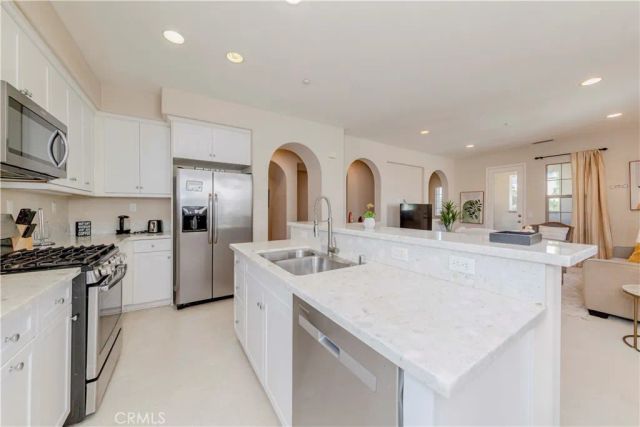 78 Talisman, Irvine, CA 92620