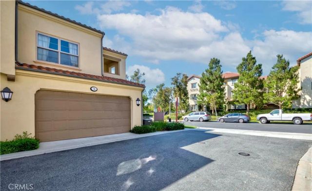 78 Talisman, Irvine, CA 92620