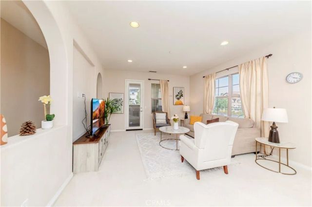 78 Talisman, Irvine, CA 92620