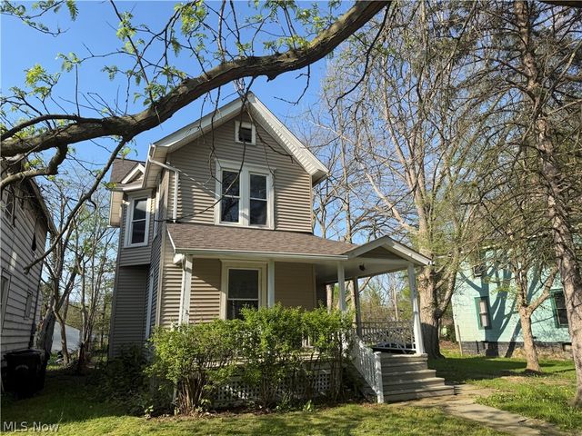 347 11th Street, Elyria, OH 44035