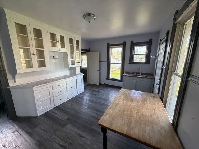 347 11th Street, Elyria, OH 44035