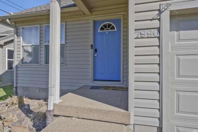 7990 Alexandra Lane, Newburgh, IN 47630