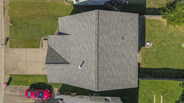 7990 Alexandra Lane, Newburgh, IN 47630