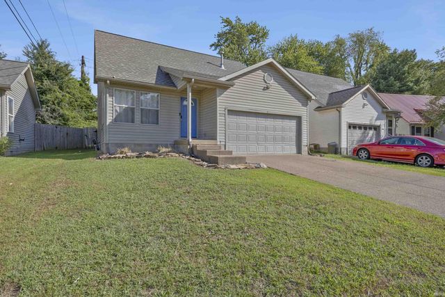7990 Alexandra Lane, Newburgh, IN 47630