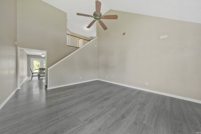 7990 Alexandra Lane, Newburgh, IN 47630