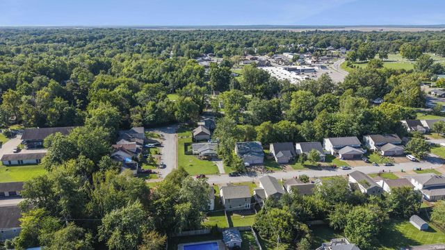 7990 Alexandra Lane, Newburgh, IN 47630