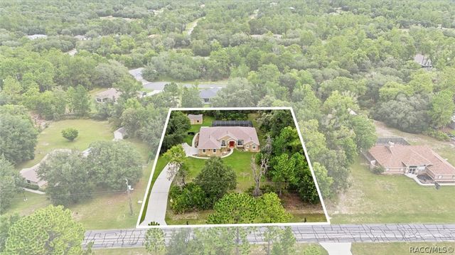 2420 W Tall Oaks Drive, Beverly Hills, FL 34465