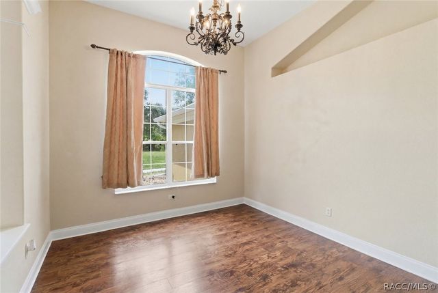 2420 W Tall Oaks Drive, Beverly Hills, FL 34465