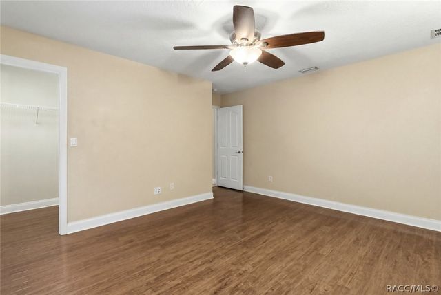 2420 W Tall Oaks Drive, Beverly Hills, FL 34465