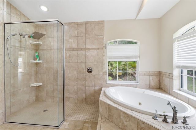 2420 W Tall Oaks Drive, Beverly Hills, FL 34465
