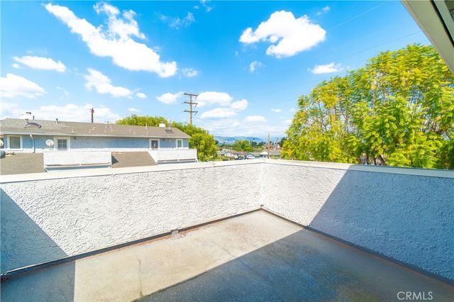 1402 W Village Lane, West Covina, CA 91790