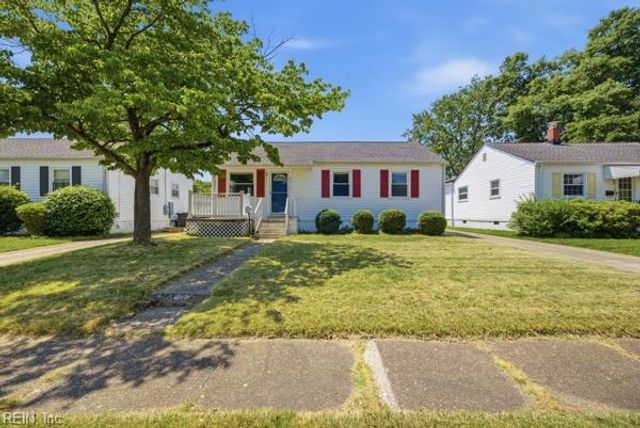 631 Waukesha AVE, Norfolk, VA 23509