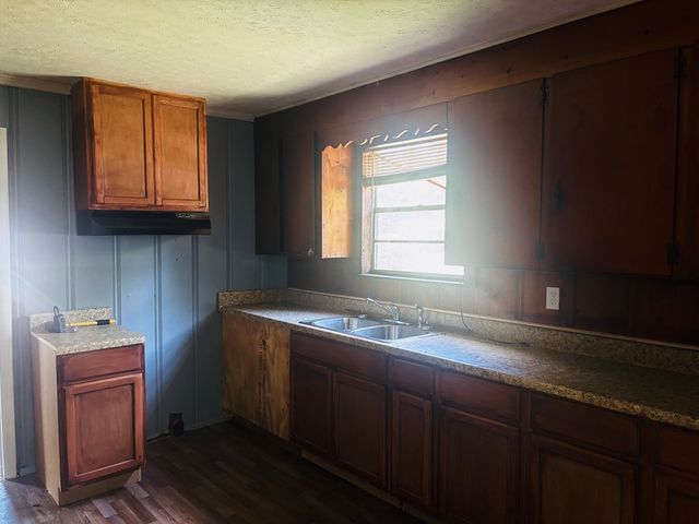 818 NE Parker, Dothan, AL 36303