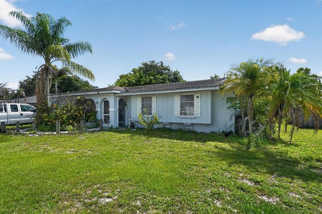 247 Airoso Boulevard, Port St. Lucie, FL 34983