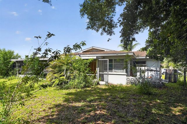 247 Airoso Boulevard, Port St. Lucie, FL 34983