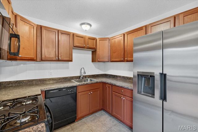 1352 Red River Drive, St Louis, MO 63138
