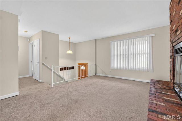 1352 Red River Drive, St Louis, MO 63138