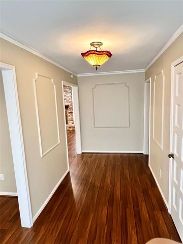 10719 Creektree Drive, Houston, TX 77070