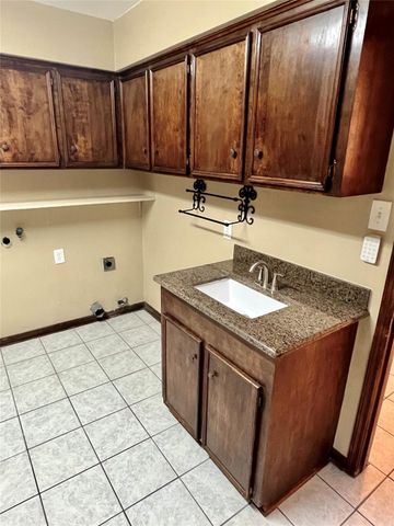 10719 Creektree Drive, Houston, TX 77070