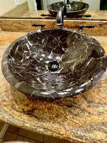 10719 Creektree Drive, Houston, TX 77070