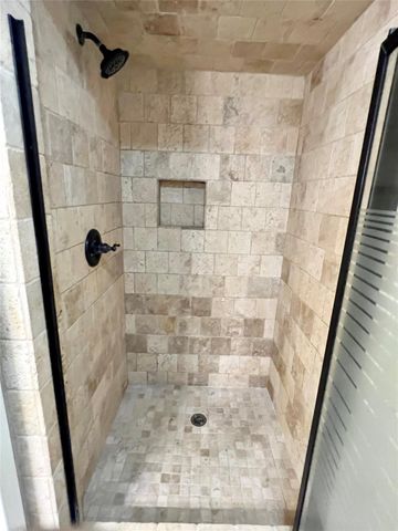 10719 Creektree Drive, Houston, TX 77070