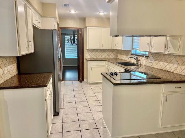 10719 Creektree Drive, Houston, TX 77070