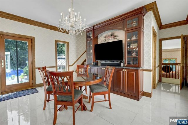 26 Green Terrace Way, West Milford, NJ 07480