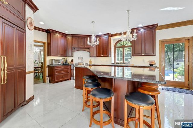 26 Green Terrace Way, West Milford, NJ 07480