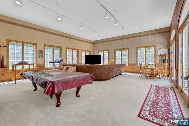 26 Green Terrace Way, West Milford, NJ 07480