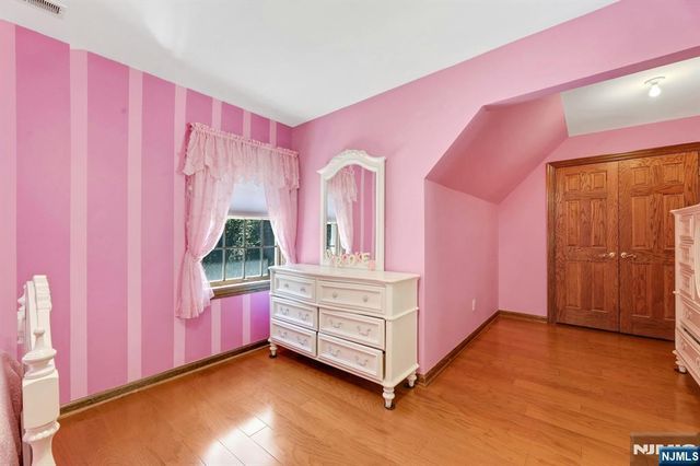 26 Green Terrace Way, West Milford, NJ 07480