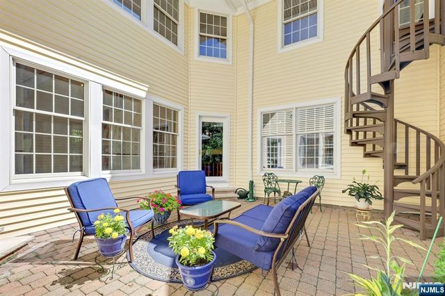 26 Green Terrace Way, West Milford, NJ 07480