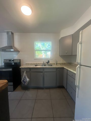 531 Crestview, San Antonio, TX 78201