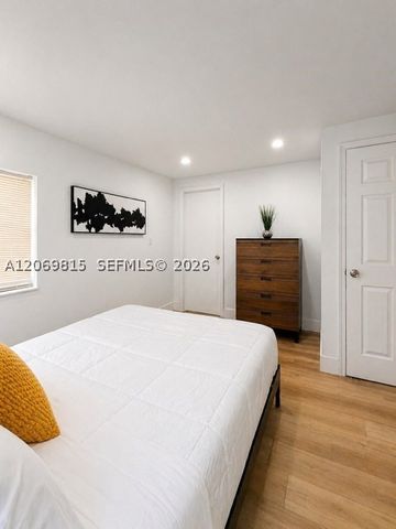 204 SW 2nd Ave, Hallandale Beach, FL 33009