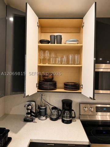 204 SW 2nd Ave, Hallandale Beach, FL 33009