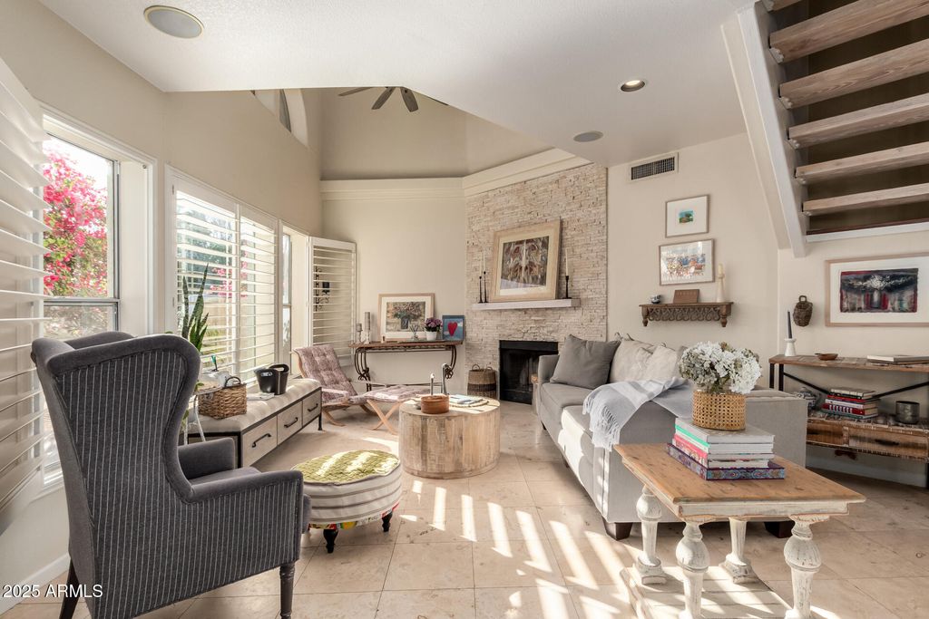 8818 S 51ST Street 1, Phoenix, AZ 85044