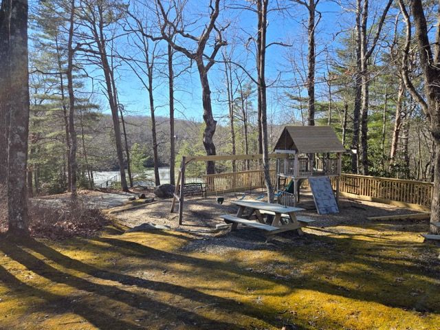 108 Hemlock Trail, Cleveland, SC 29635