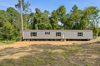 222 Moose Dr, Onalaska, TX 77360