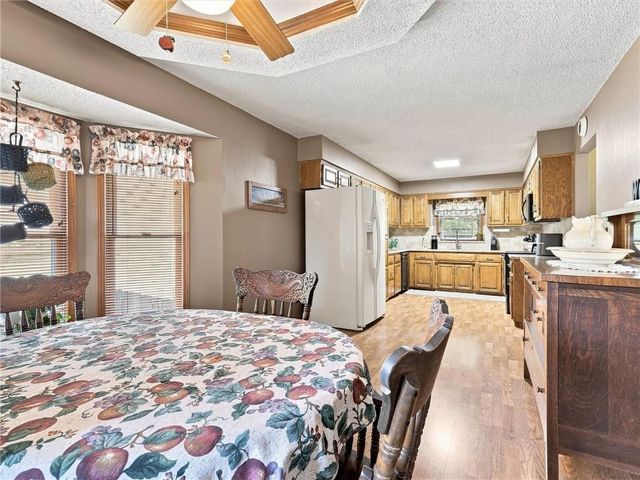 4109 NW 64th Place, Kansas City, MO 64151