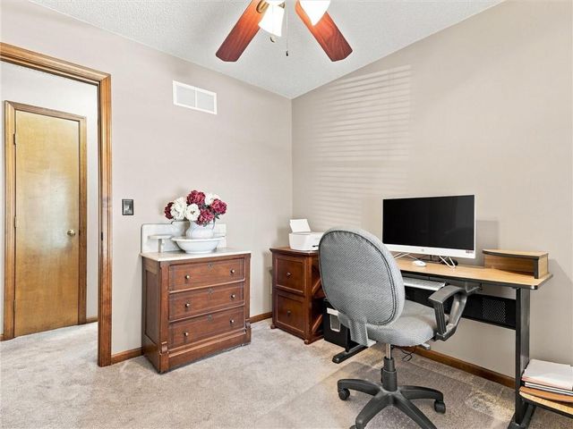 4109 NW 64th Place, Kansas City, MO 64151