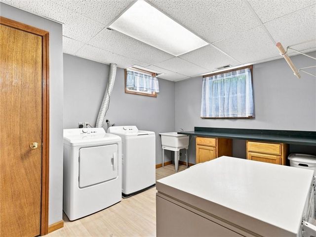 4109 NW 64th Place, Kansas City, MO 64151