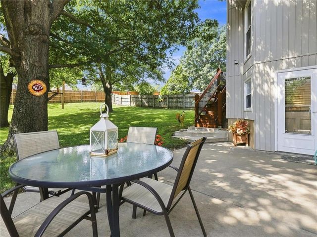 4109 NW 64th Place, Kansas City, MO 64151