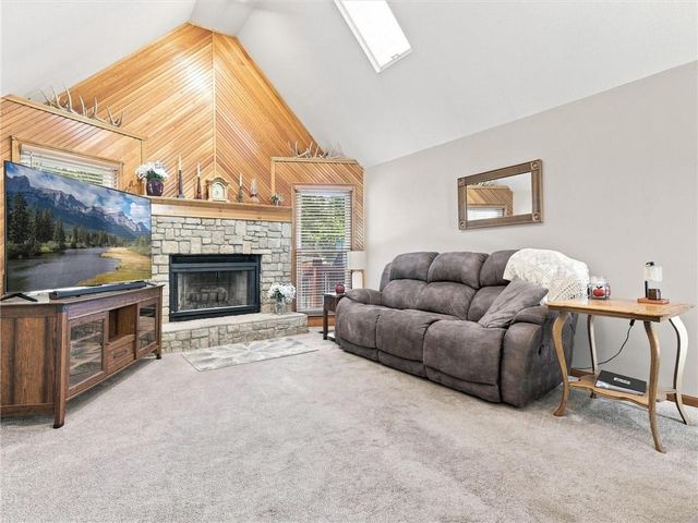 4109 NW 64th Place, Kansas City, MO 64151