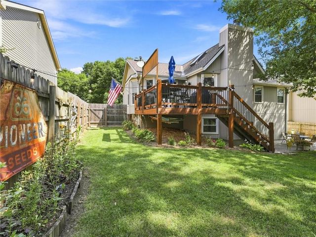 4109 NW 64th Place, Kansas City, MO 64151