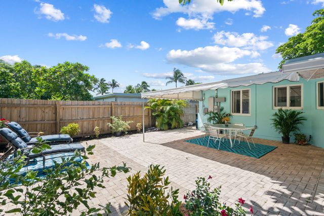1636 NE 7th Terrace, Fort Lauderdale, FL 33305